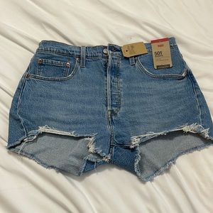 Levi’s 501 button fly distressed shorts women’s